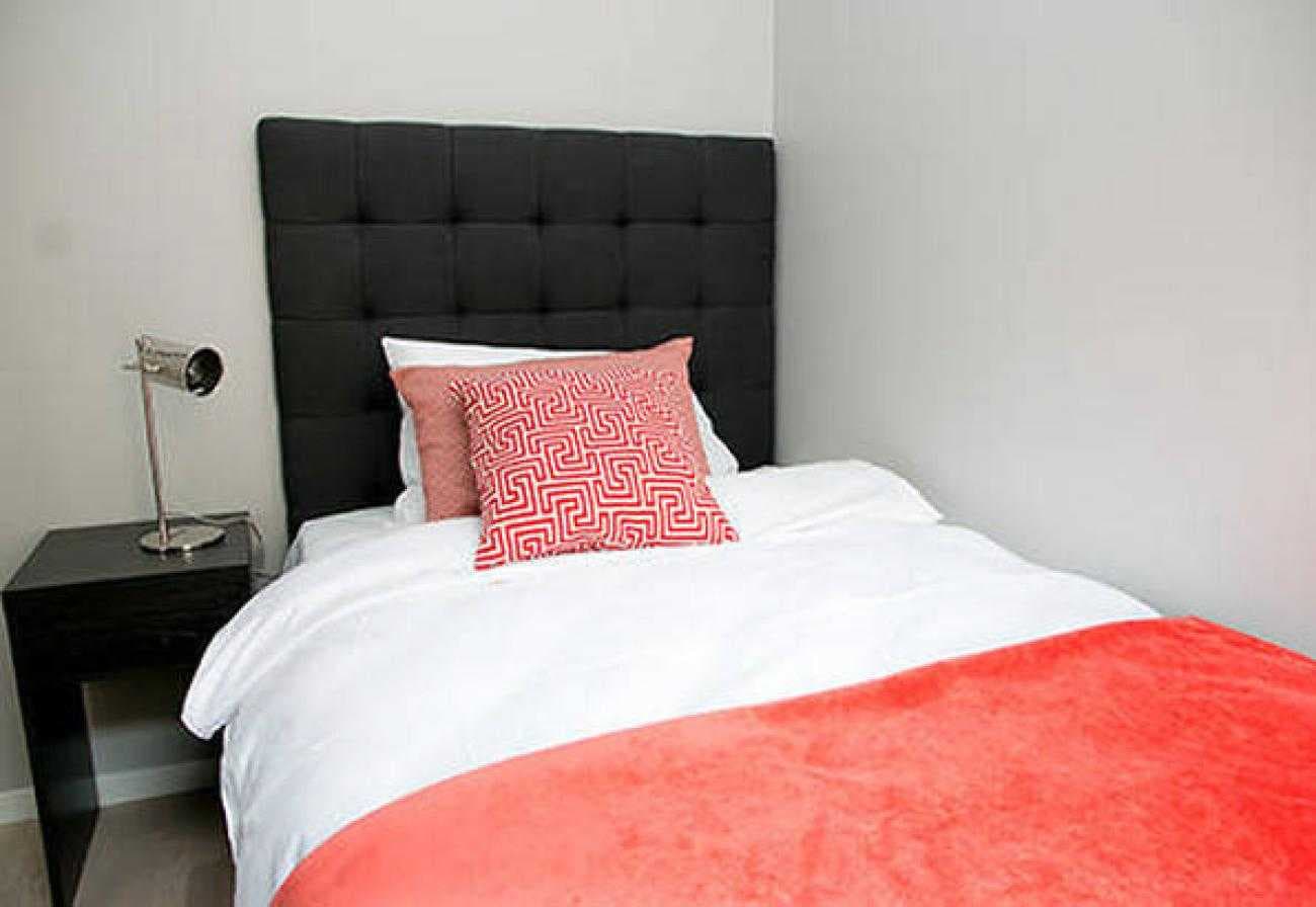 2 Bedroom Apartment Mini 3