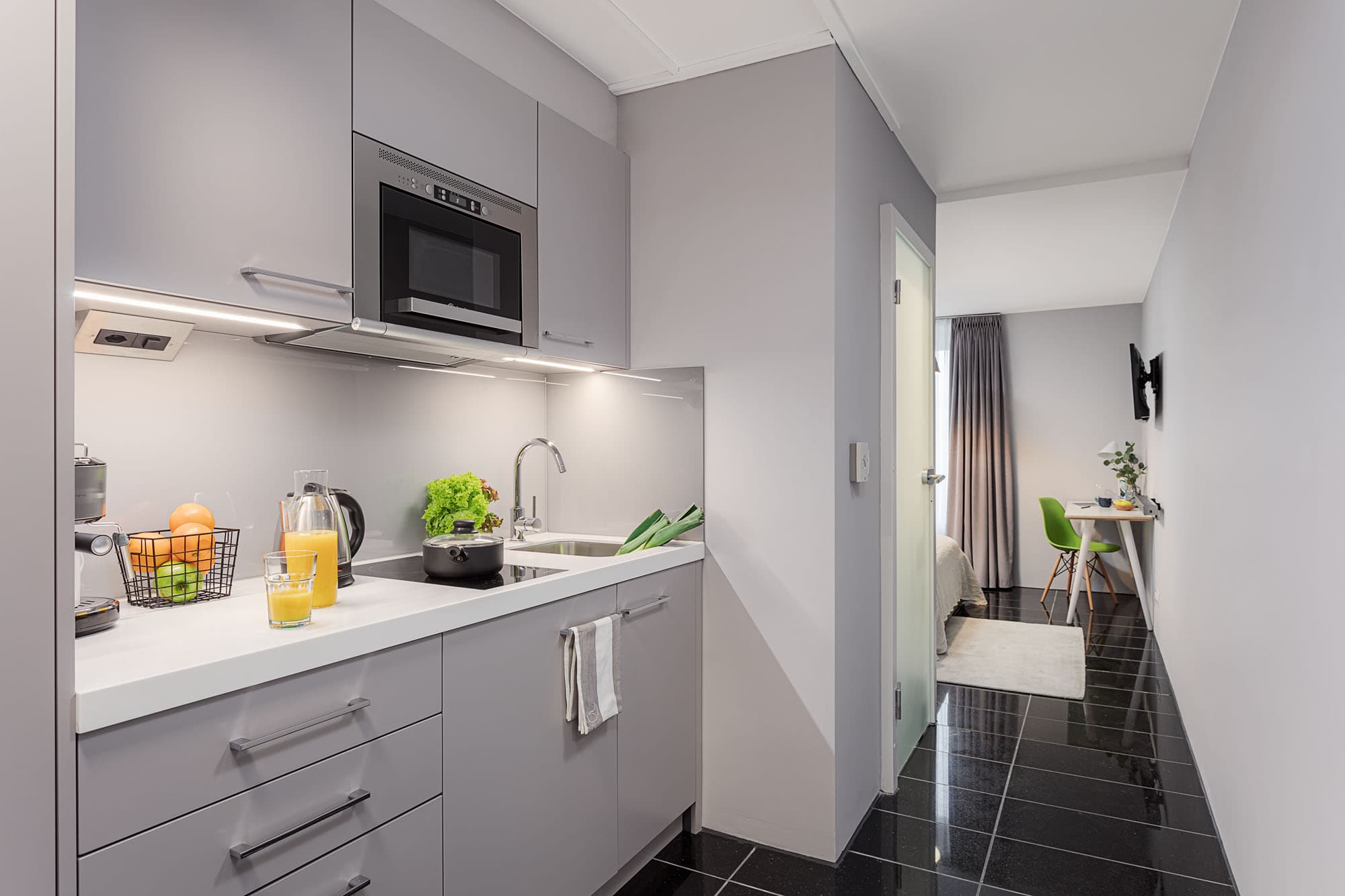 Studio Junior, Balcony, Kitchenette 3