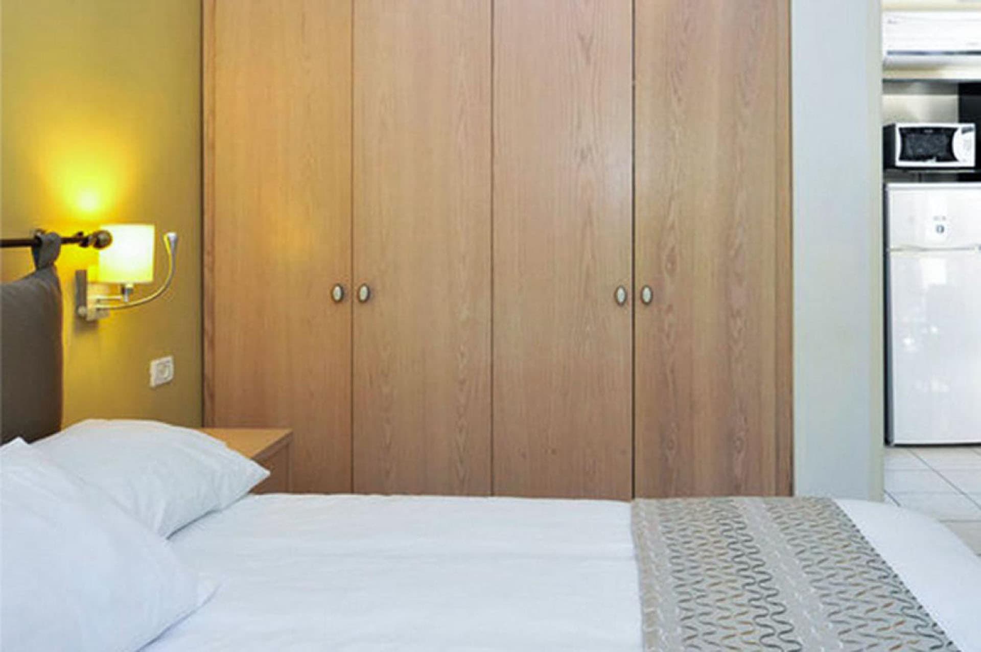 1 Bedroom Apartment Junior 3