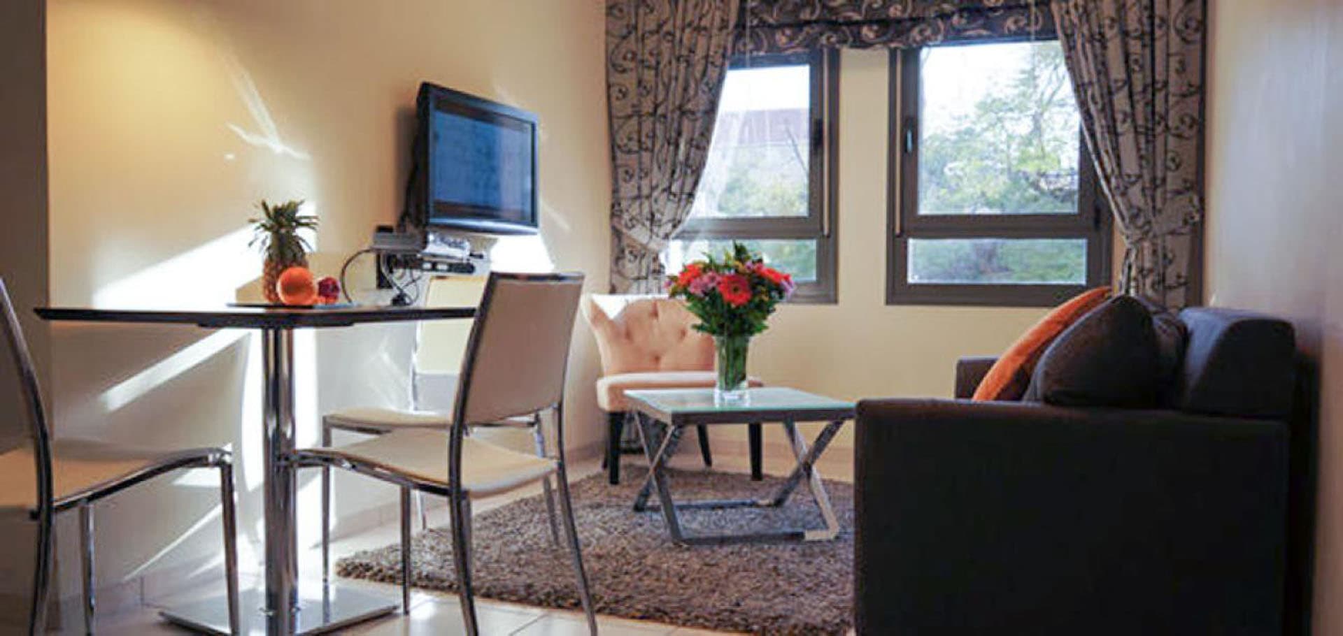 1 Bedroom Apartment Junior 1