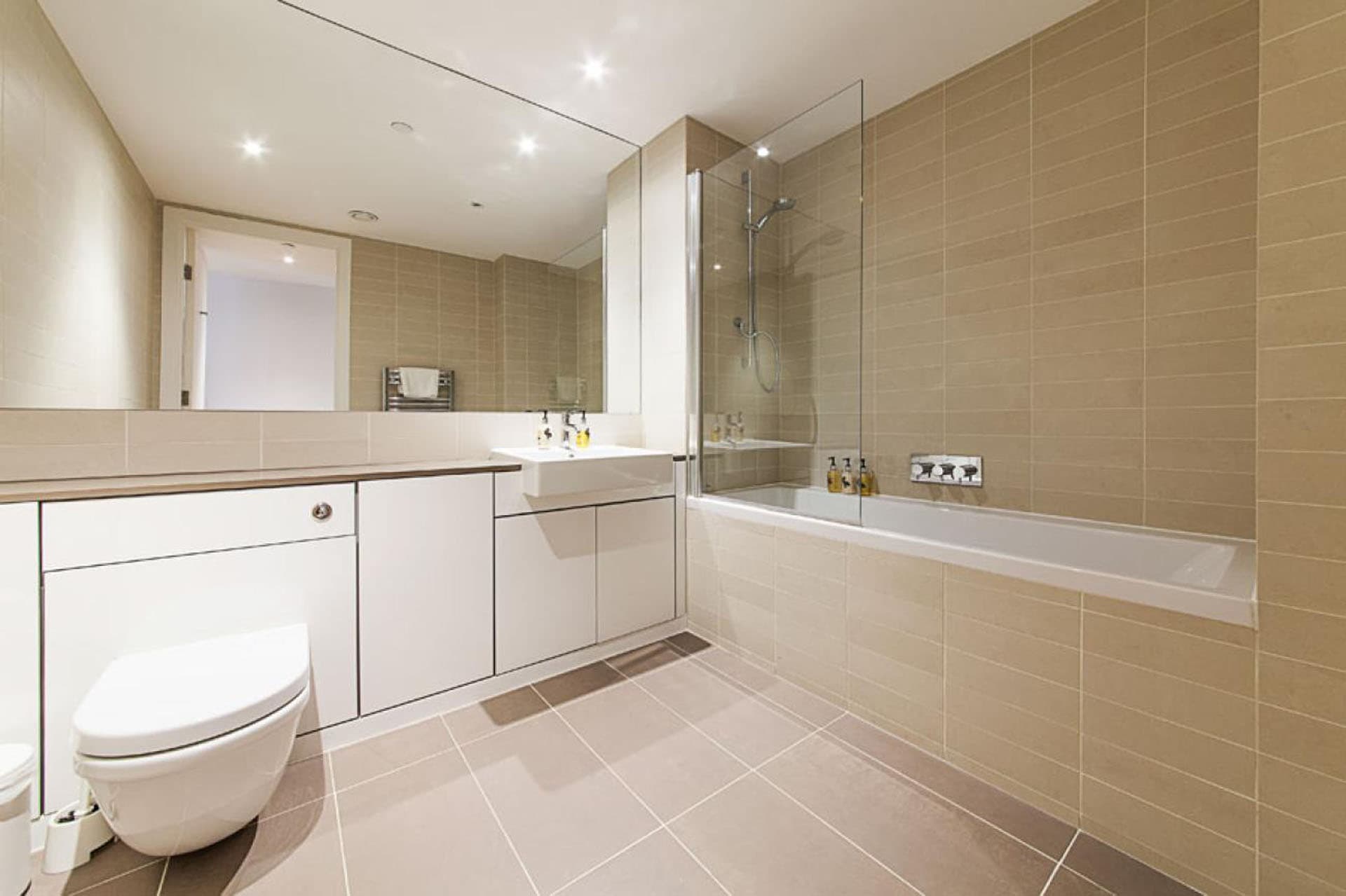 2 Bedroom Apartment Senior 3