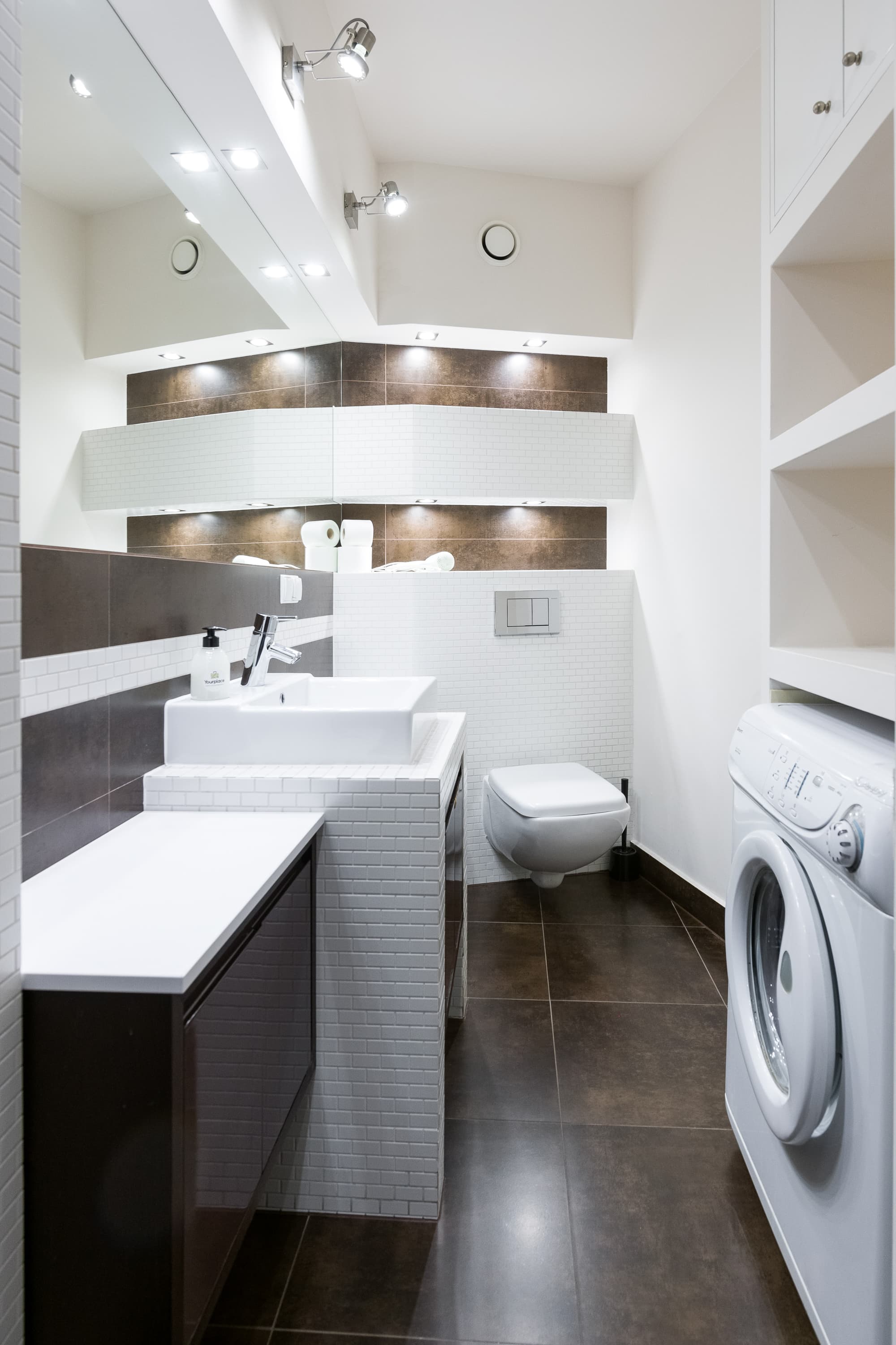 Studio Apartment Senior  3