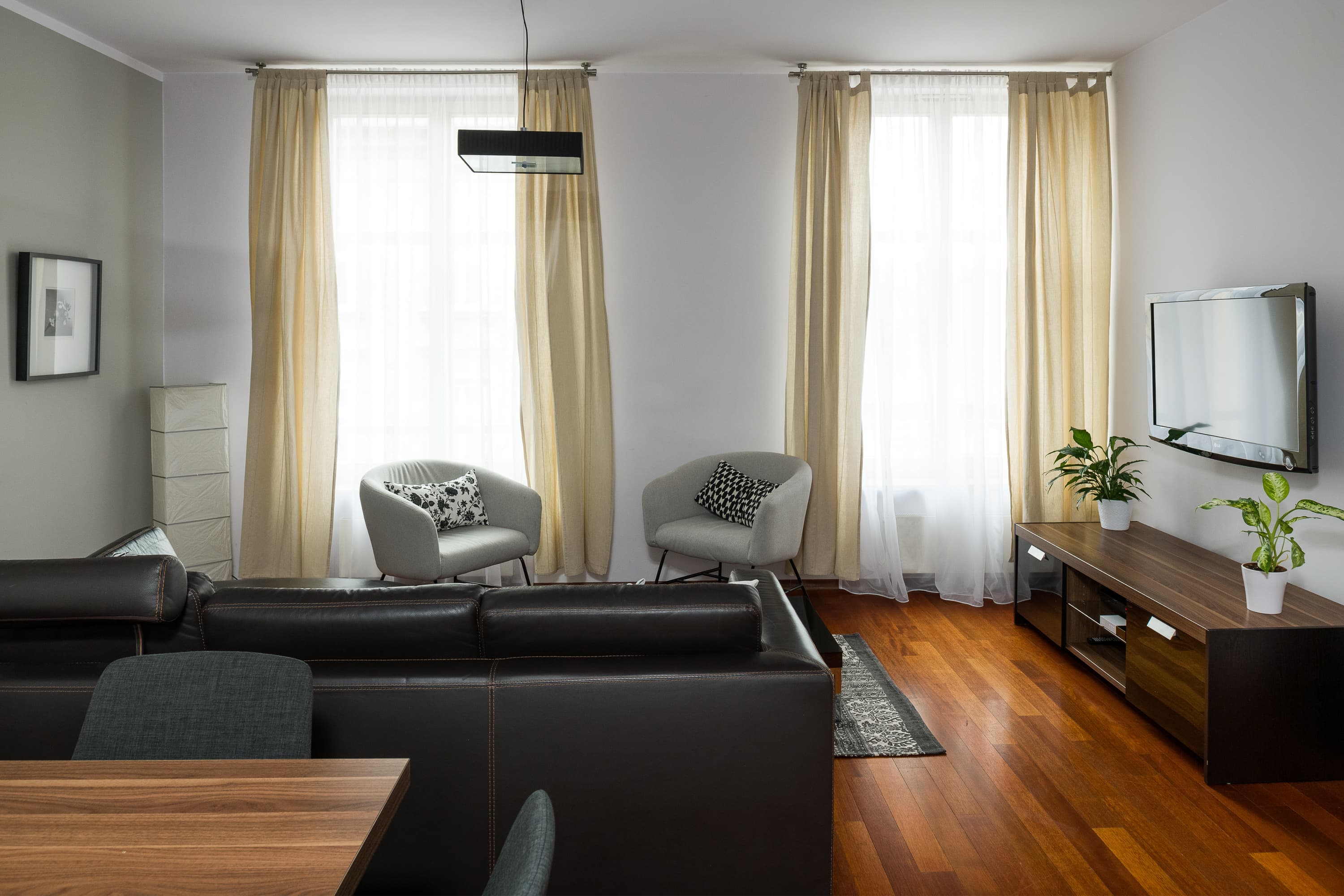2 Bedroom Apartment Senior 3