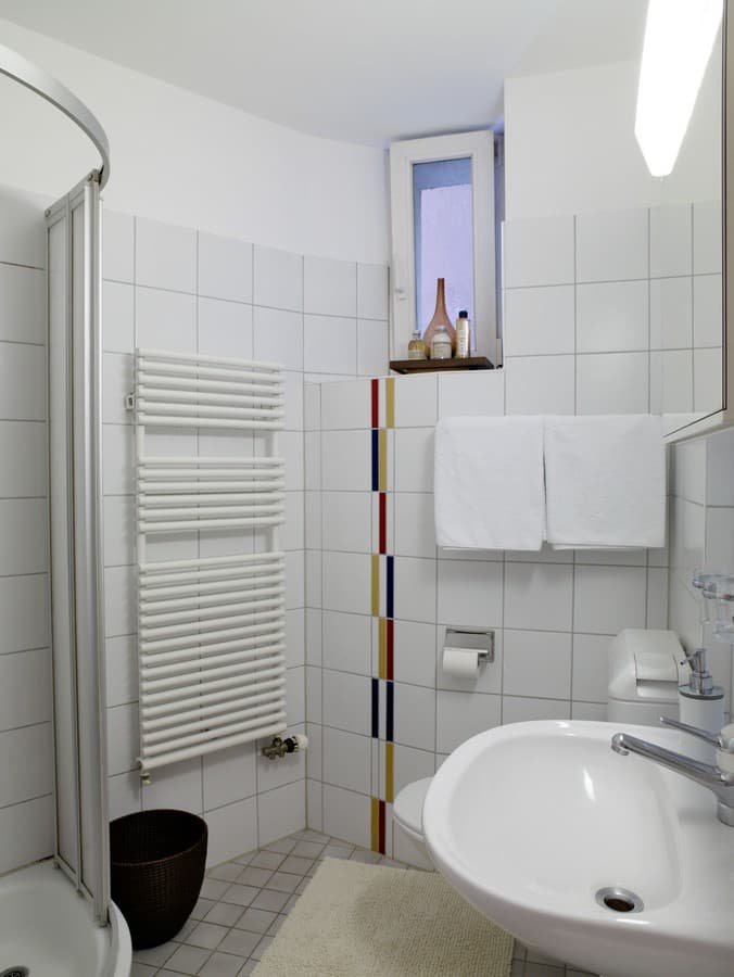Two Bedroom Junior, Kitchenette 1