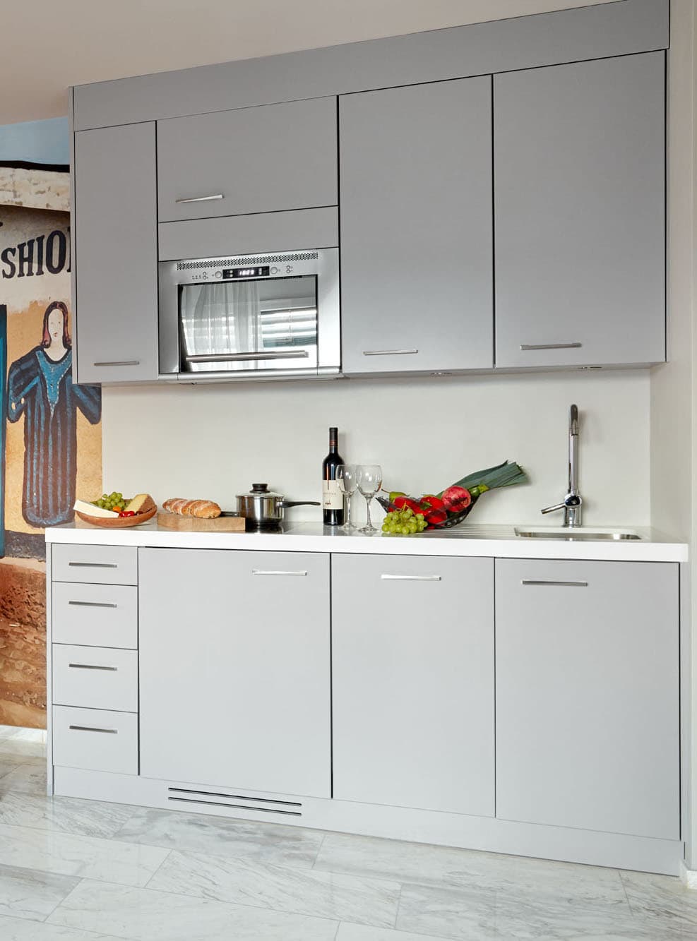One Bedroom Senior, Kitchenette 2