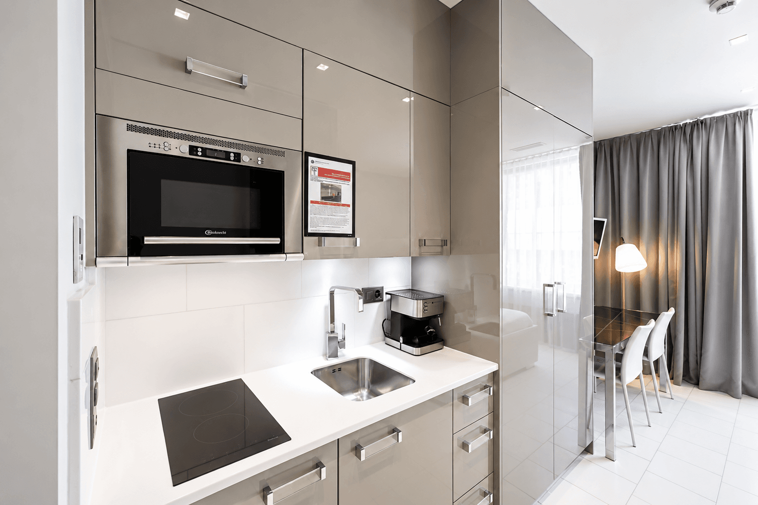 Studio Mini, Kitchenette 3