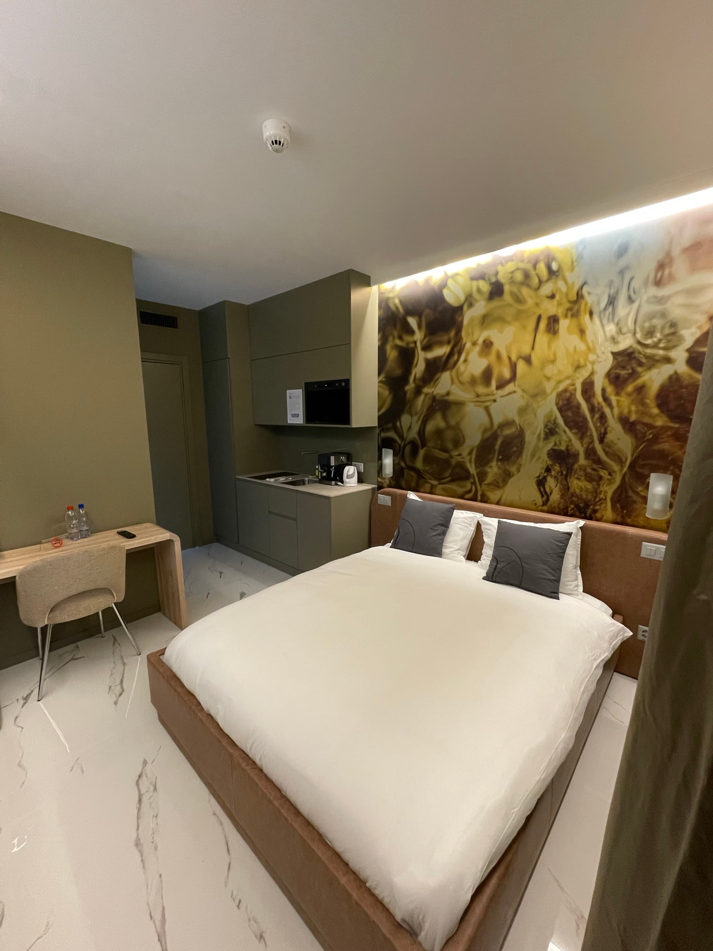 Studio Mini Groundfloor, Kitchenette 3