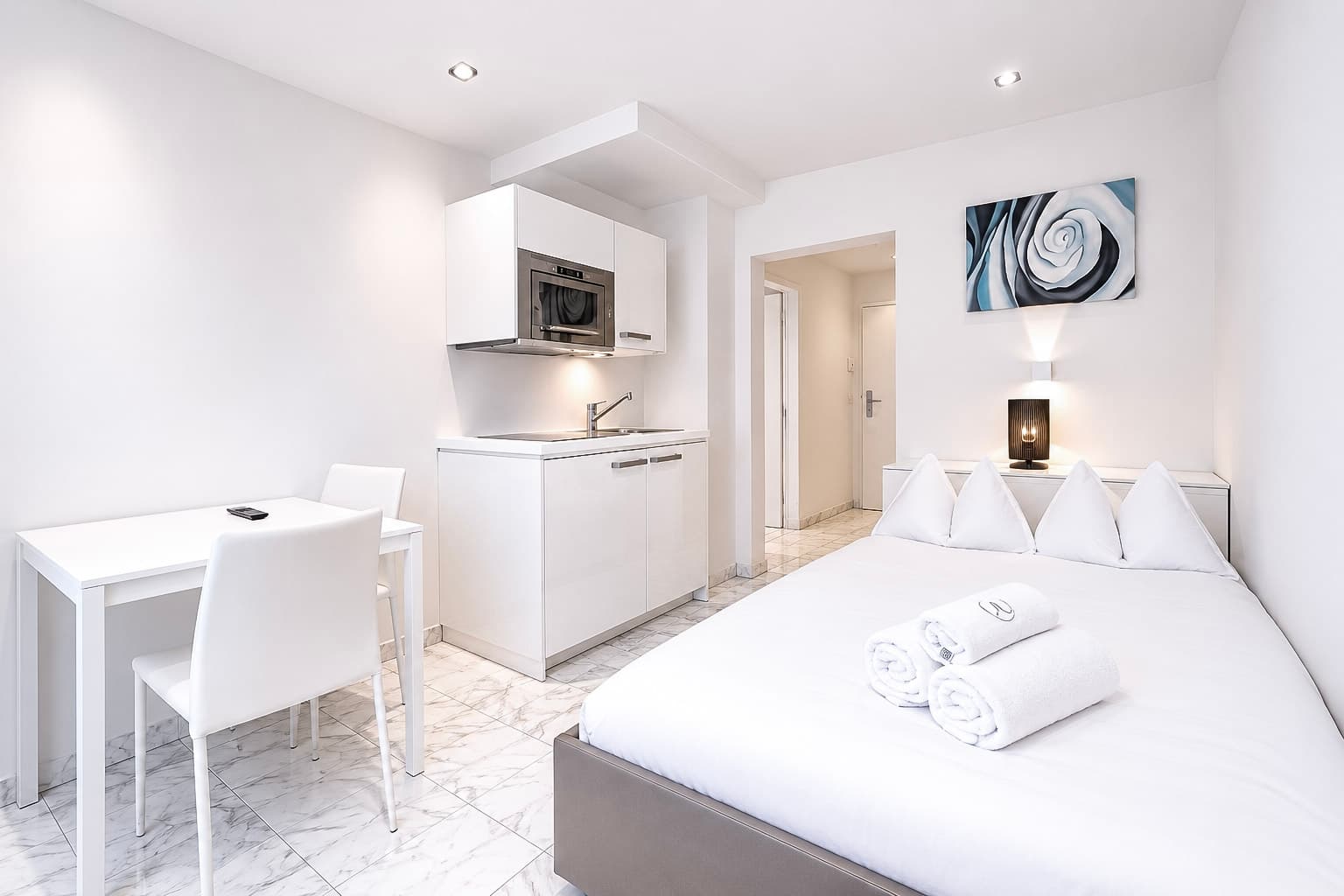 Two Bedroom Mini, External Bathroom, Kitchenette 2