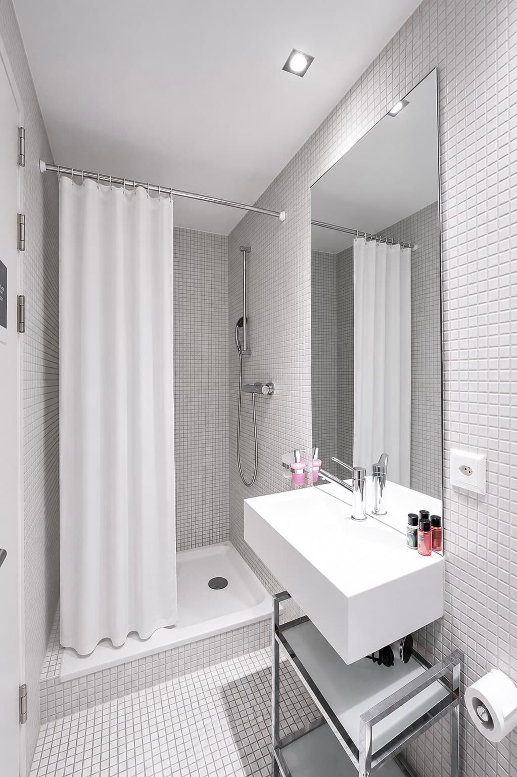 Two Bedroom Mini, External Bathroom, Kitchenette 1