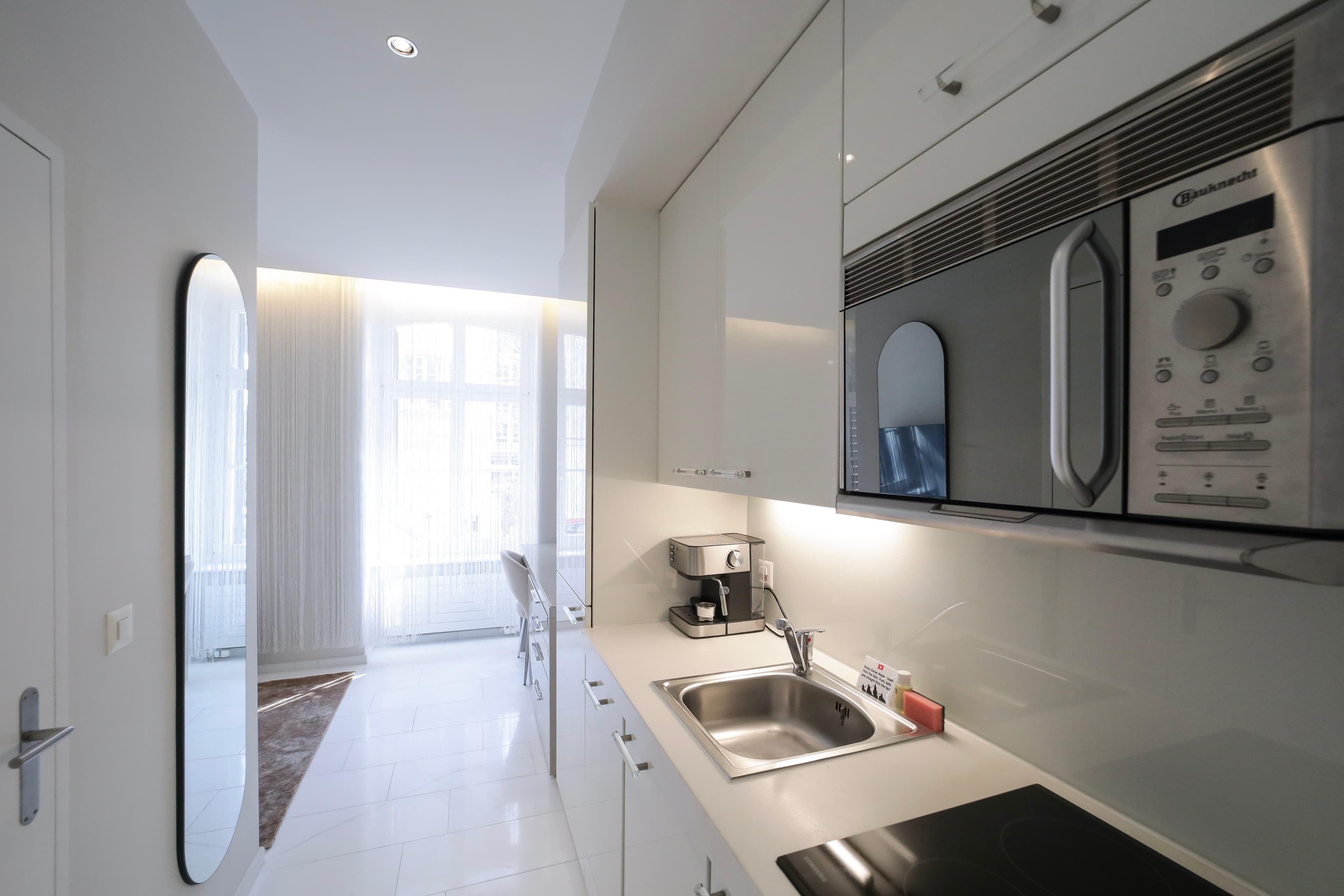 Studio Mini, Kitchenette 3