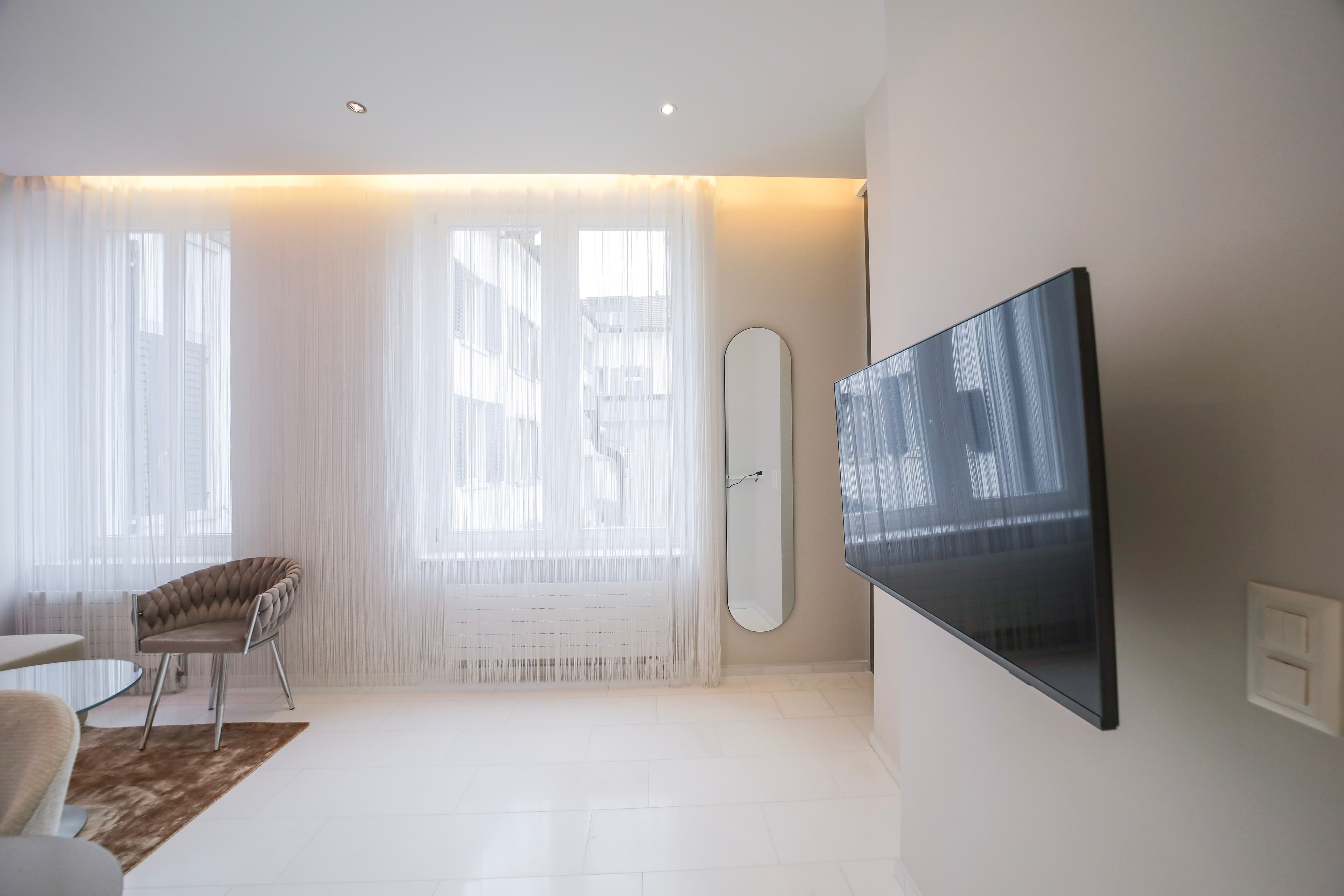 One Bedroom Senior, Kitchenette 1