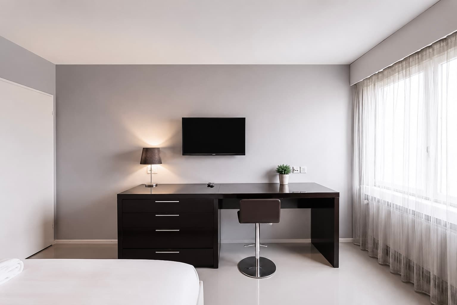 Two Bedroom Senior, Balcony, Kitchenette 2