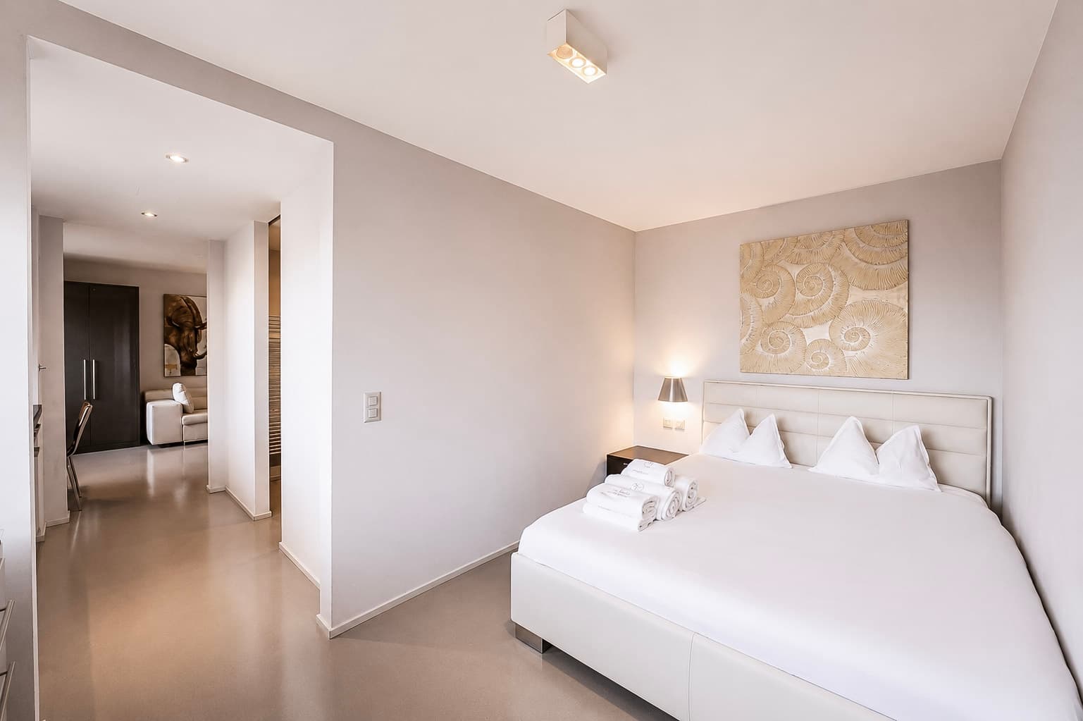 One Bedroom Senior, Kitchenette 2