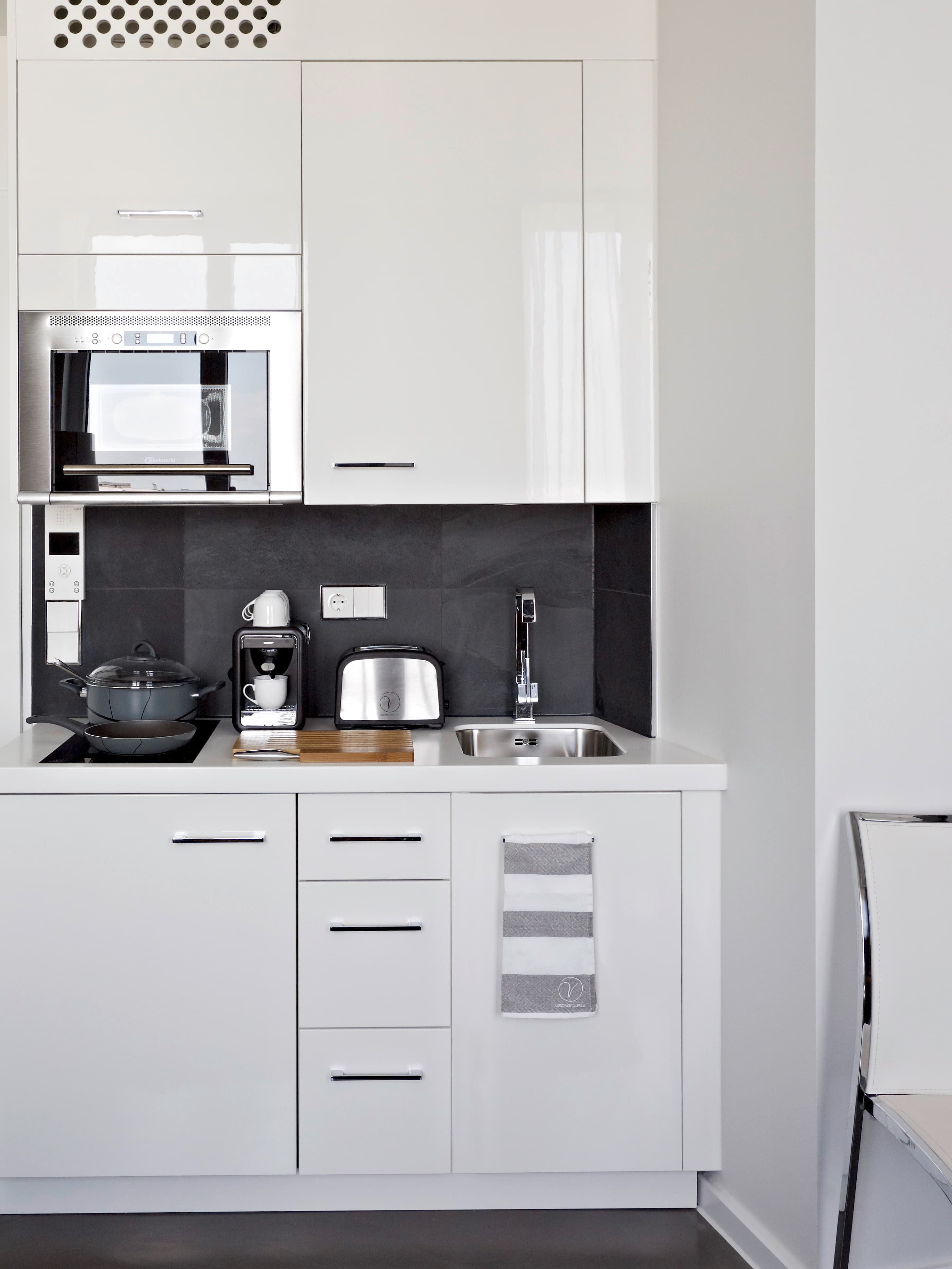 2 Bedroom Apartment Mini Terrace 2