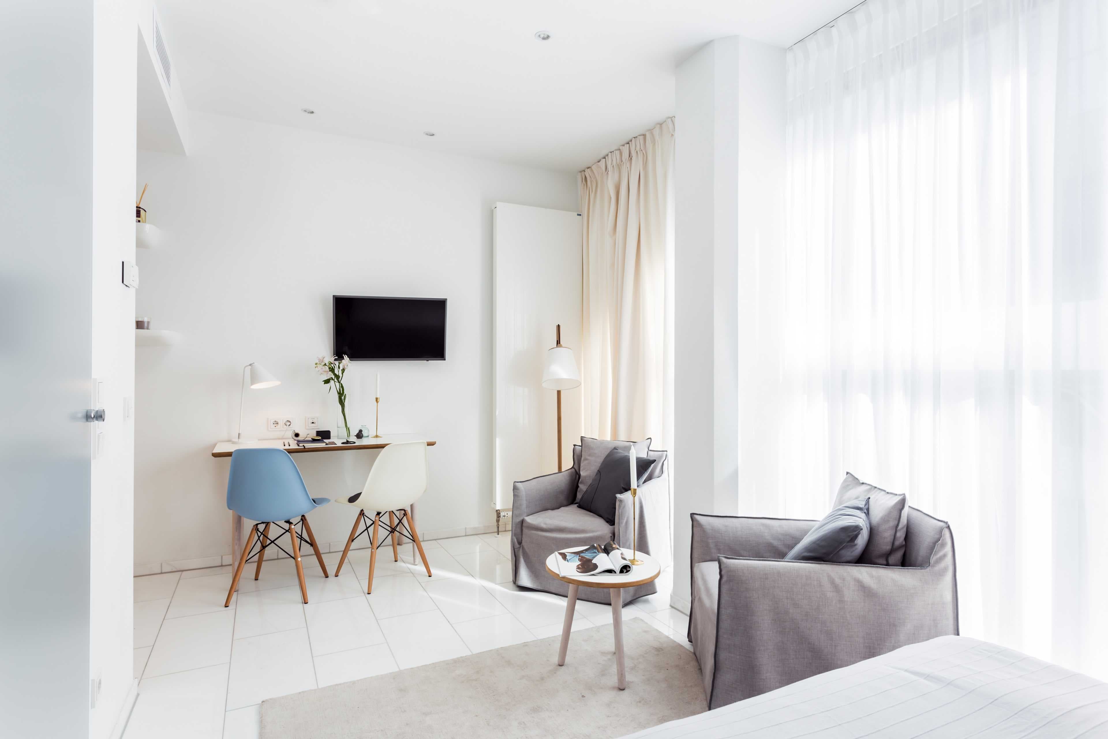 Studio Apartment Senior  2