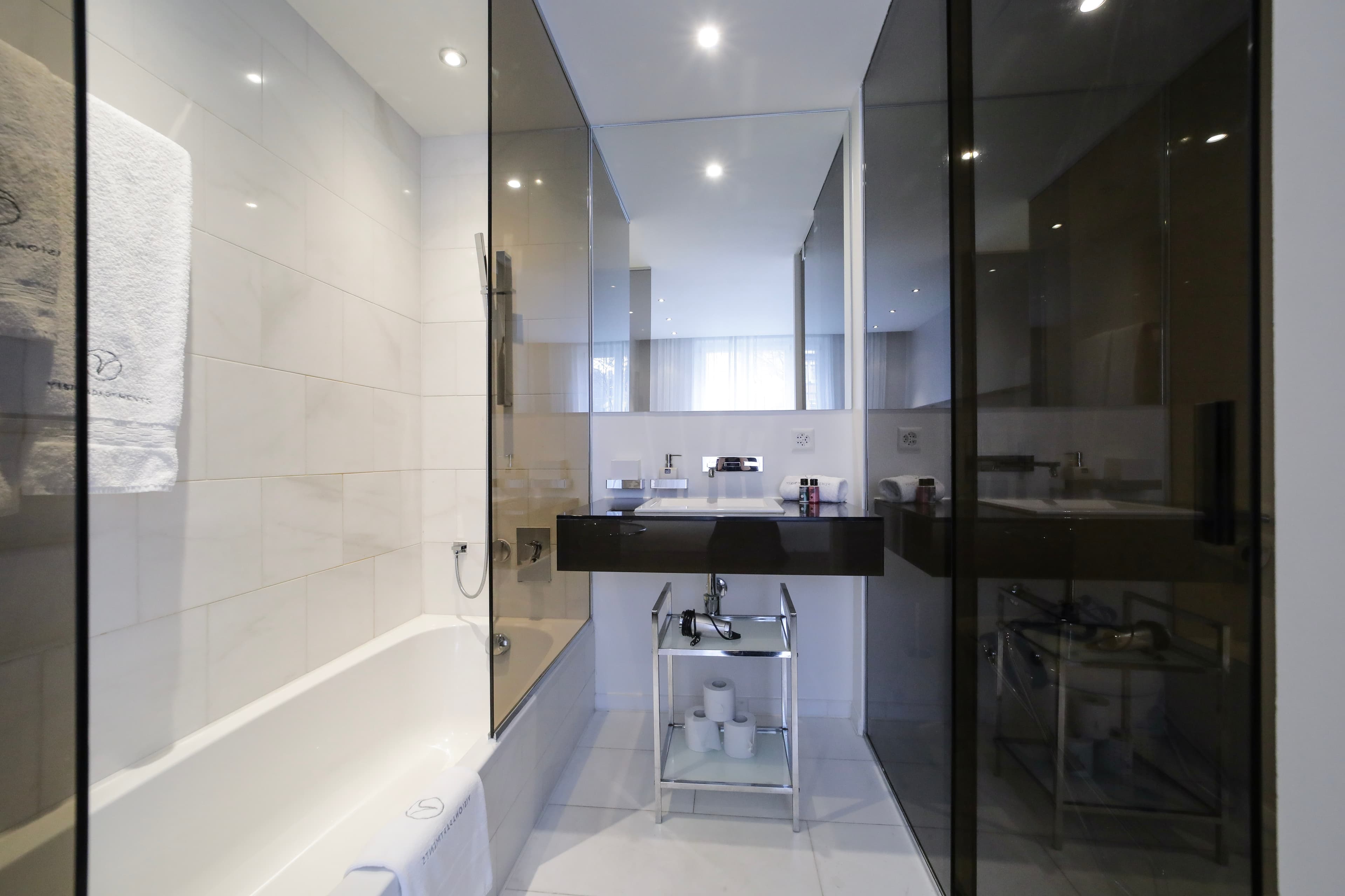 One Bedroom Senior, Balcony, Kitchenette 1