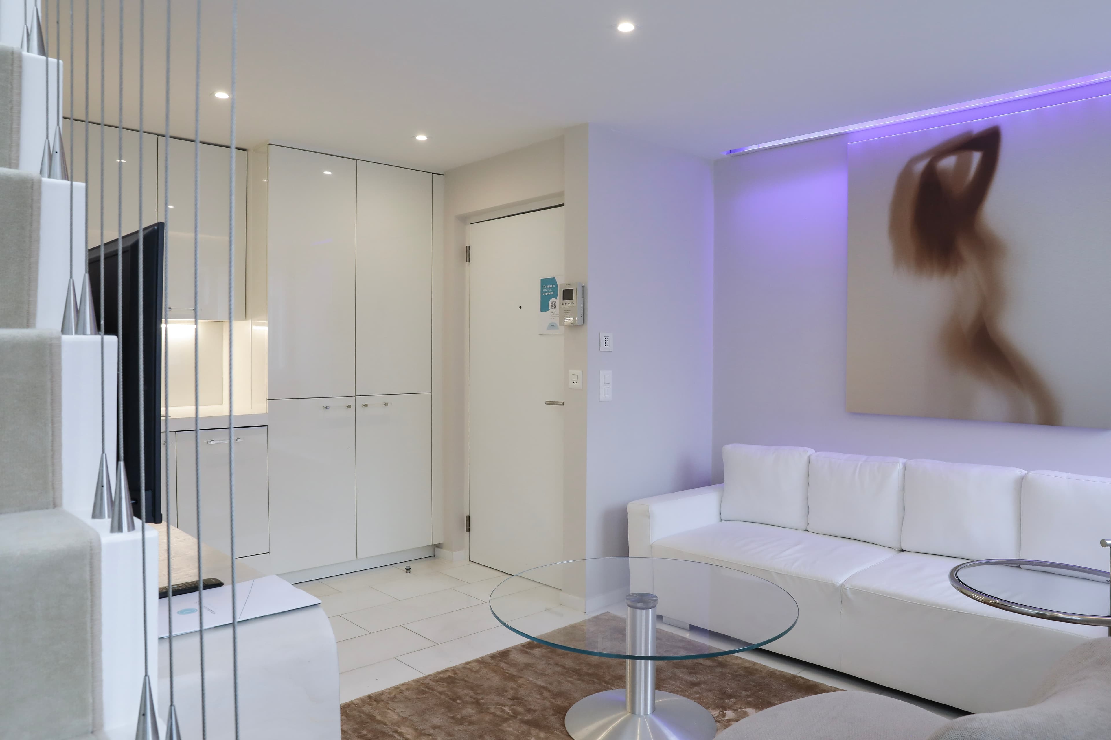 Grand Apartment, Balcony, Kitchenette 3