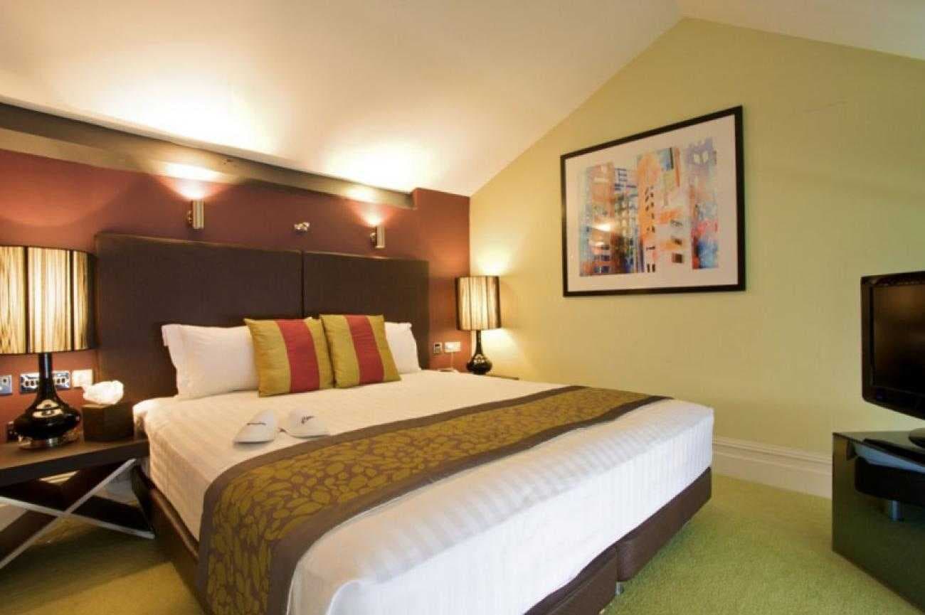 1 Bedroom Apartment Junior 3