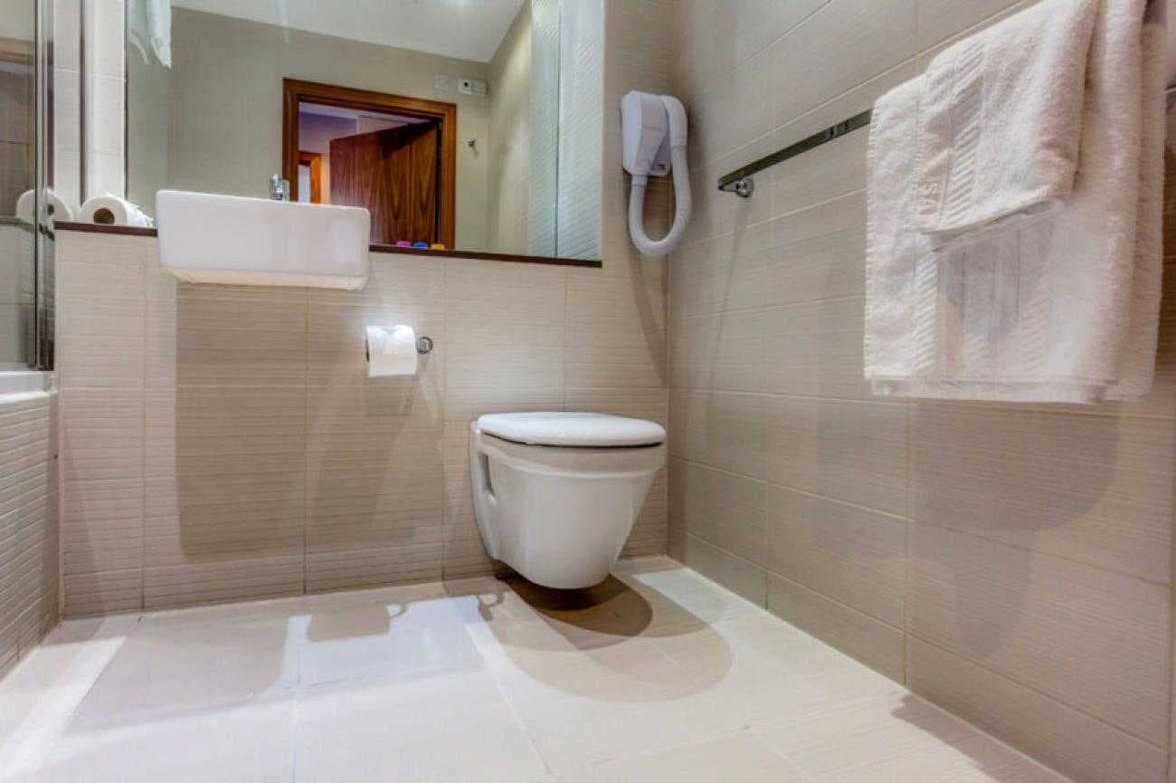 1 Bedroom Apartment Junior 3