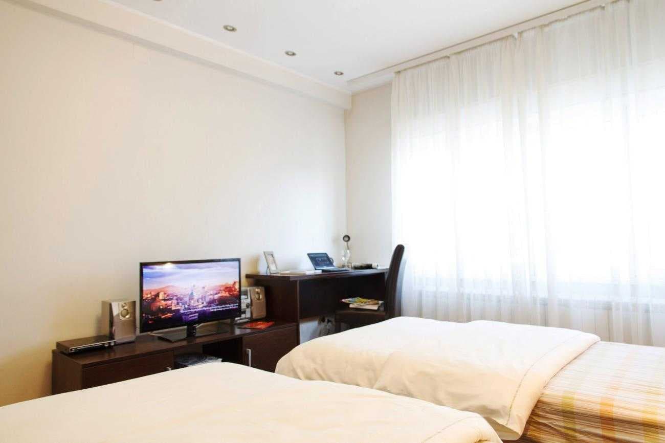 2 Bedroom Apartment Junior 3