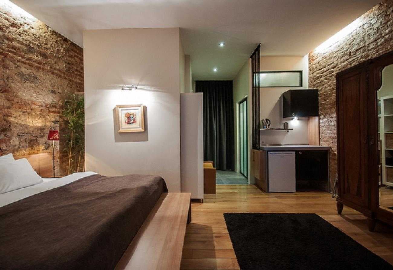 Studio Apartment Junior  3