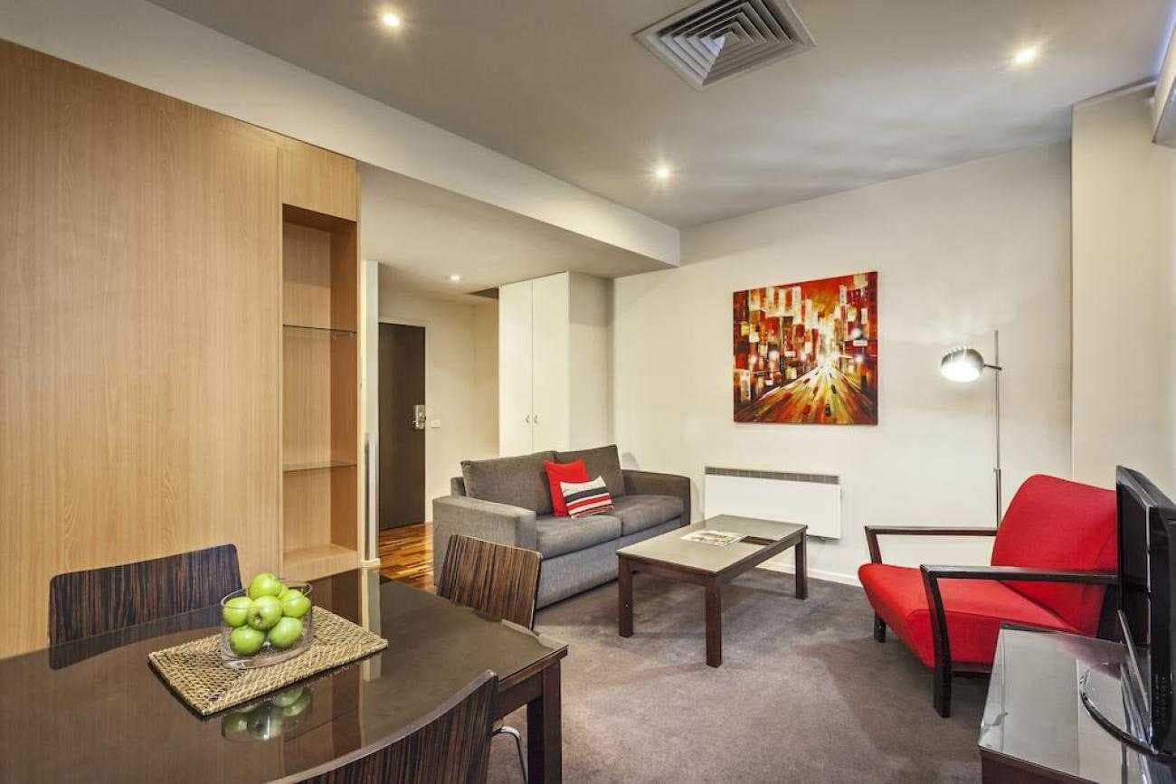 1 Bedroom Apartment Junior 3