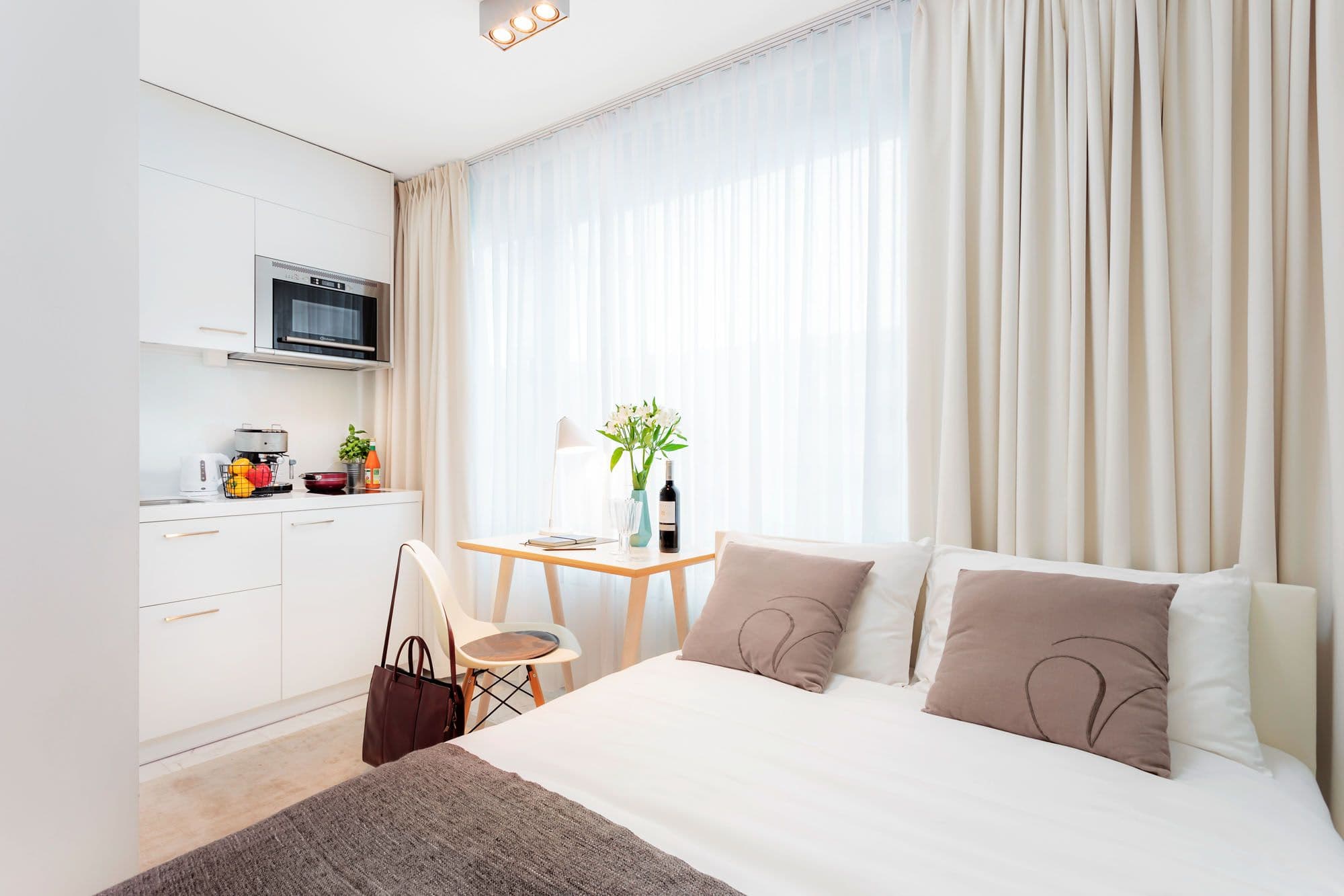 Studio Mini, Balcony, Kitchenette