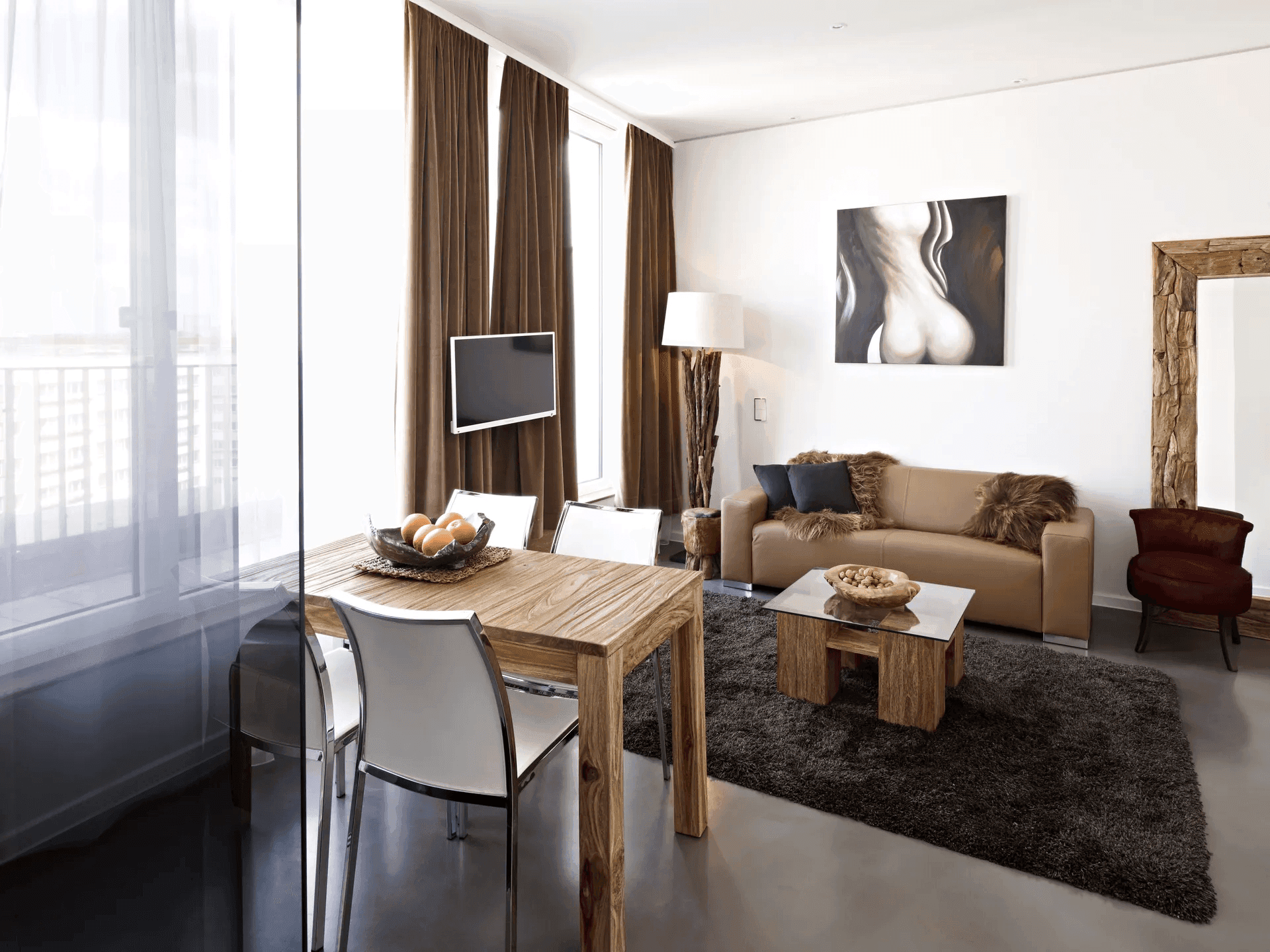 1 Bedroom Apartment Junior Balcony