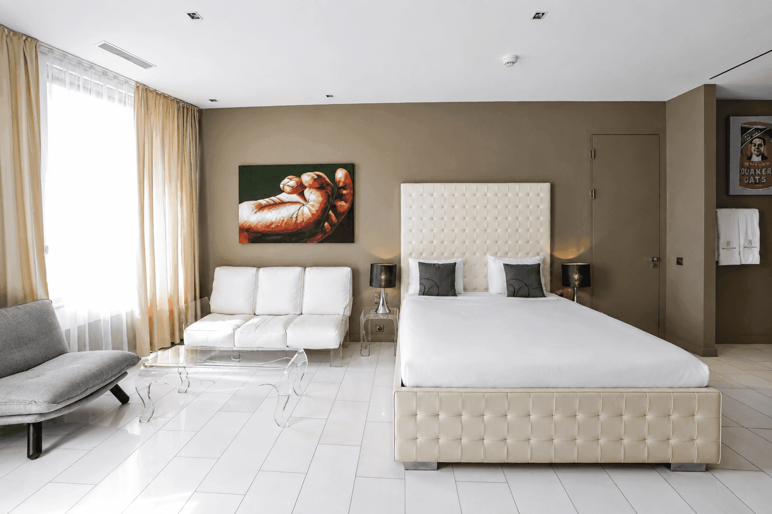 Grand Apartment, Kitchenette - Posh Living