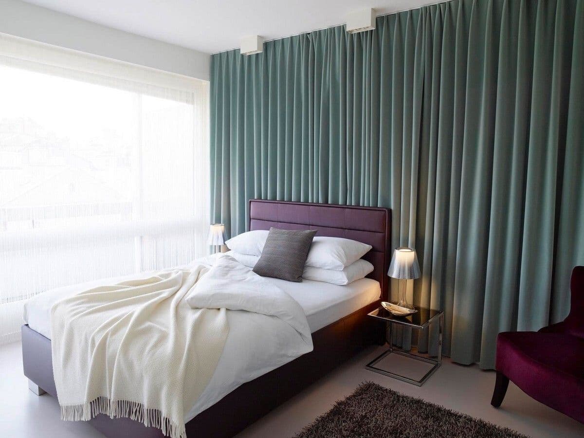One Bedroom Senior, Kitchenette