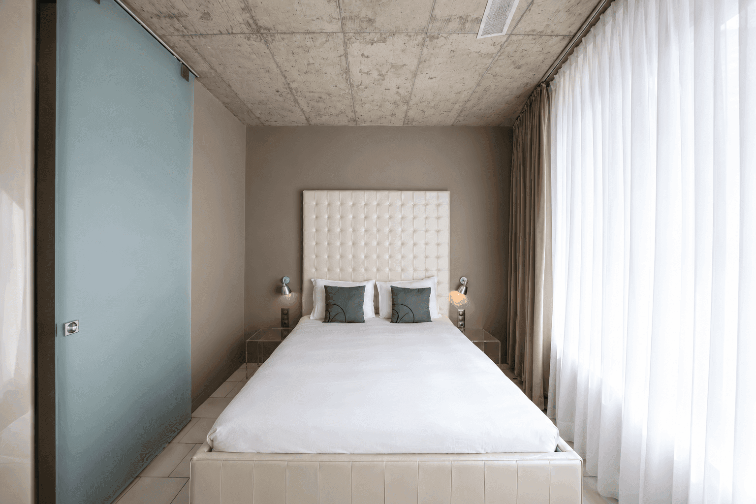 Two Bedroom Senior, Kitchenette