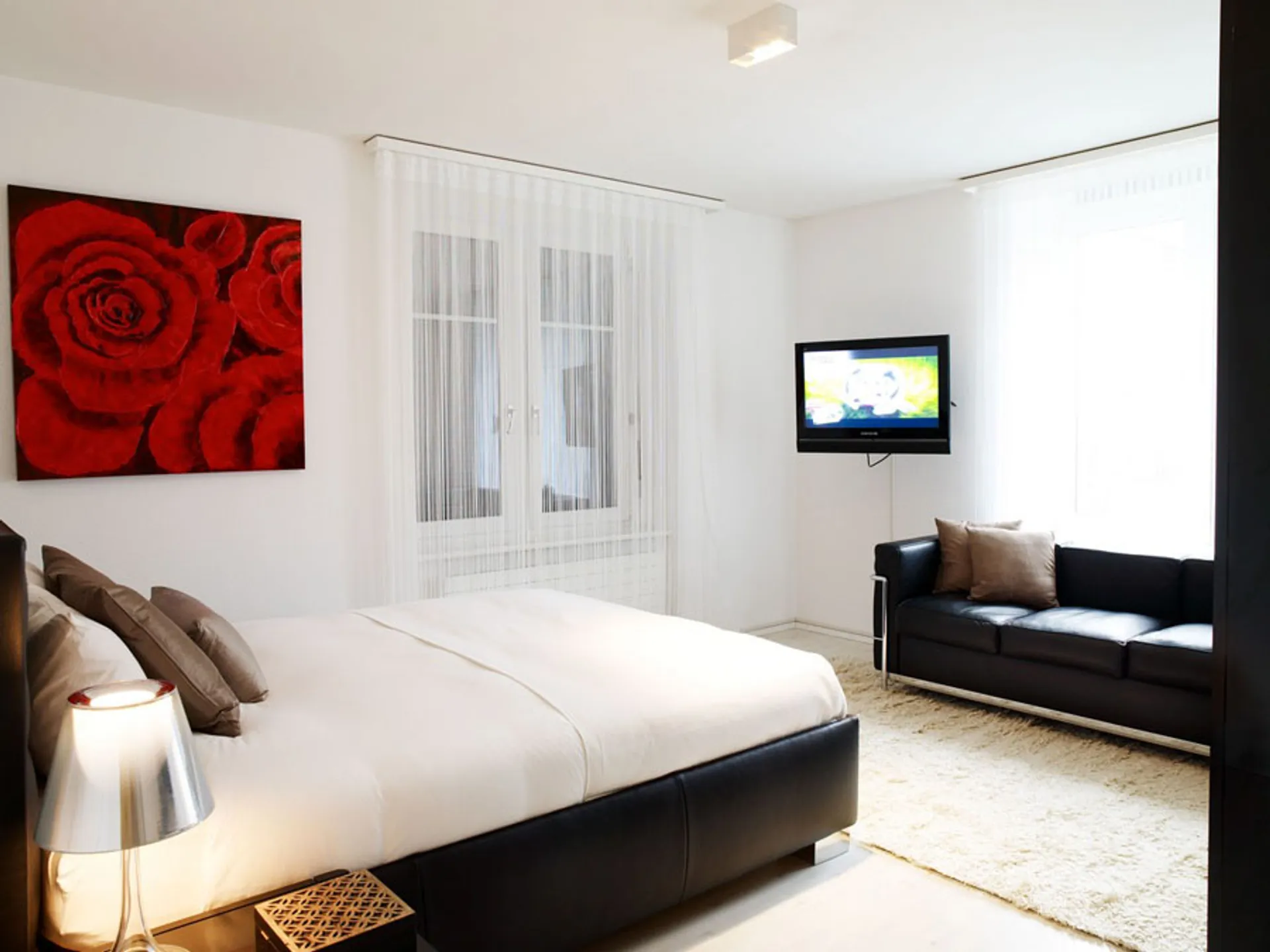 2 Bedroom Apartment Mini