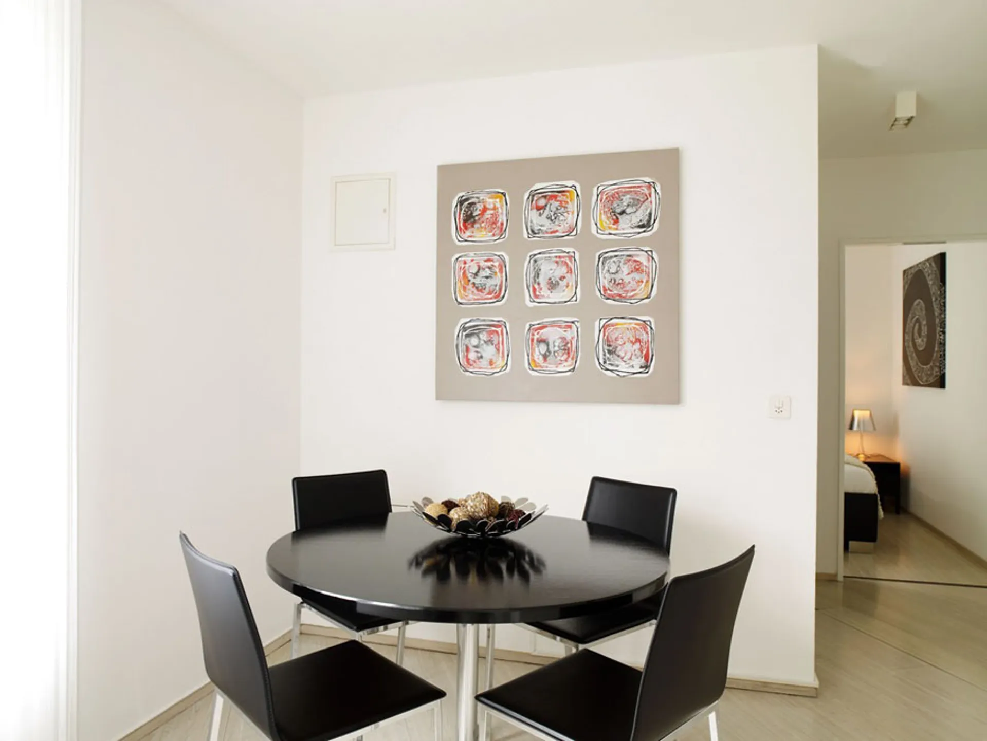 2 Bedroom Apartment Mini