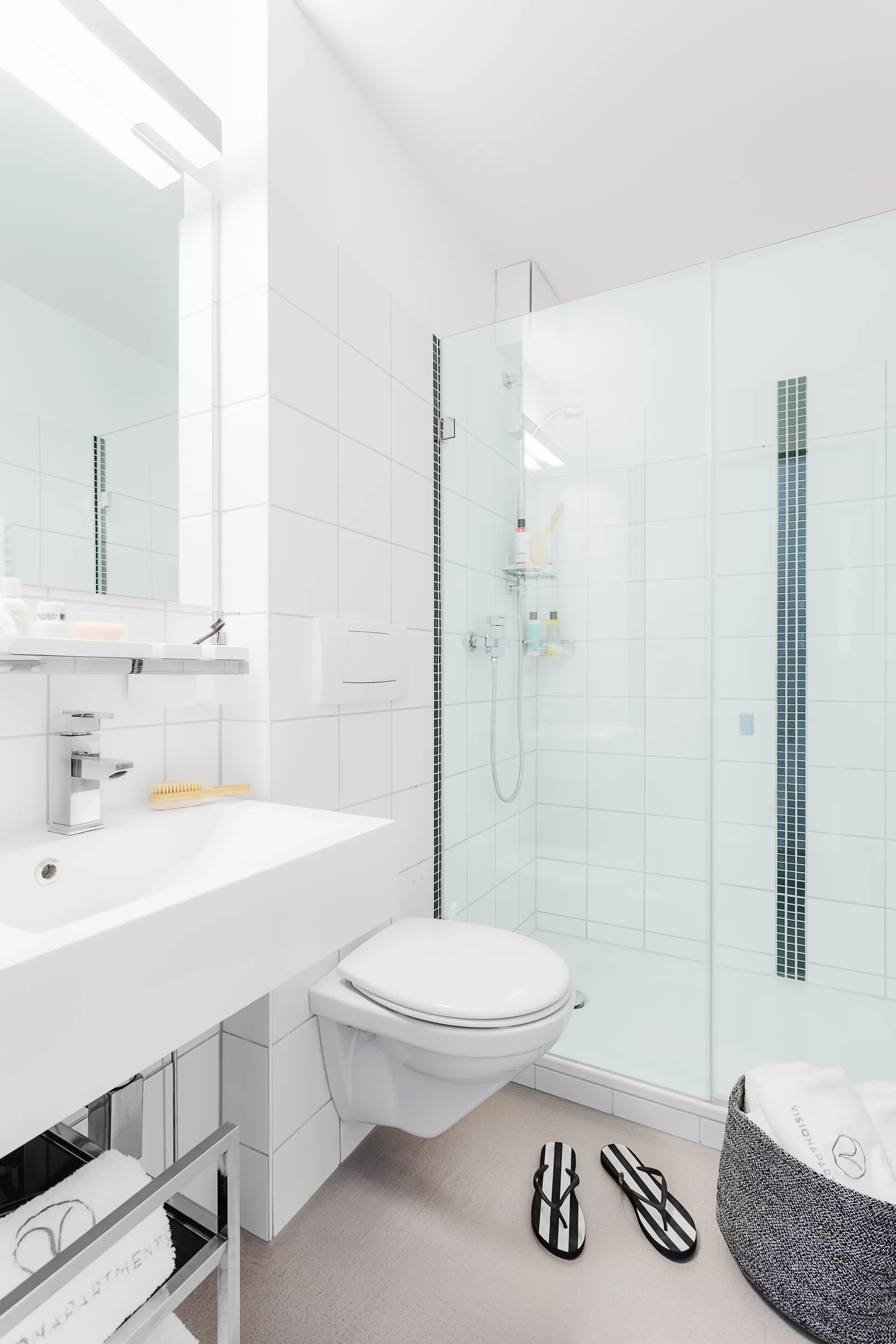 2 Bedroom Apartment Mini